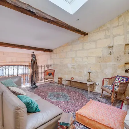 Guest house Very Charming Chartrons 4*