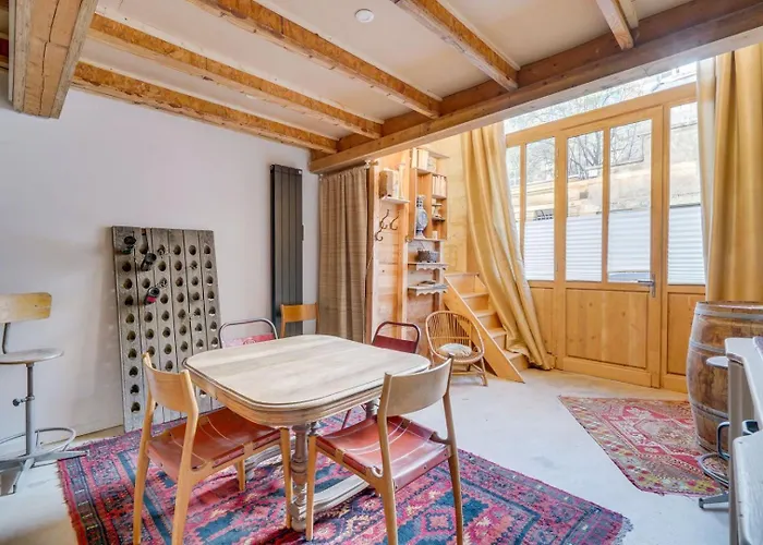 Very Charming Chartrons Pensjonat