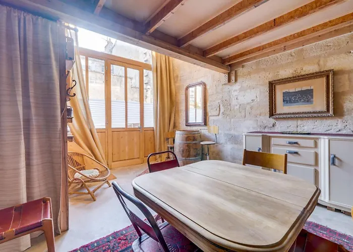 Very Charming Chartrons Bordeaux