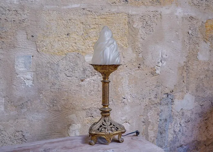 Very Charming Chartrons Pensjonat