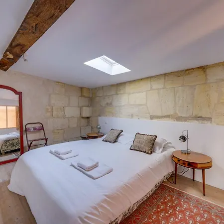 招待所 Very Charming Chartrons